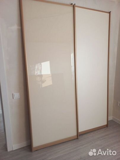 Продам двери для шкафа купе