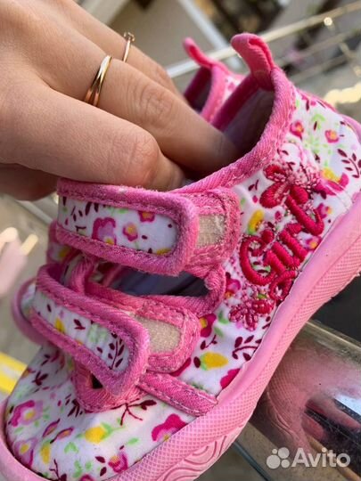 Босоножки для девочки