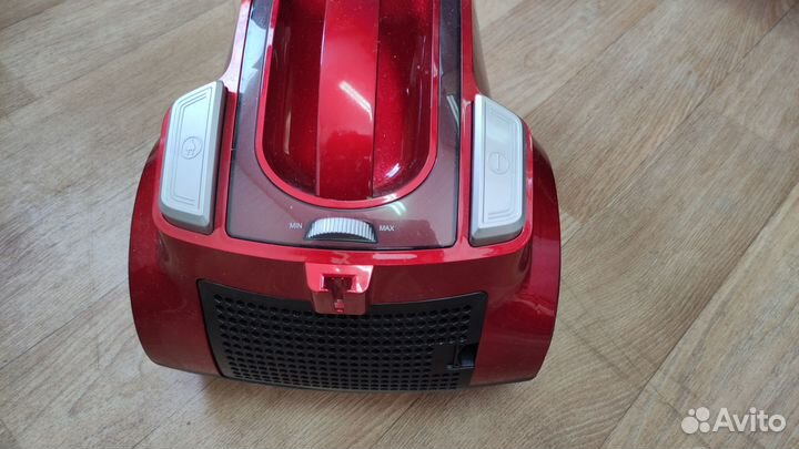 Пылесос Redmond RV-C343