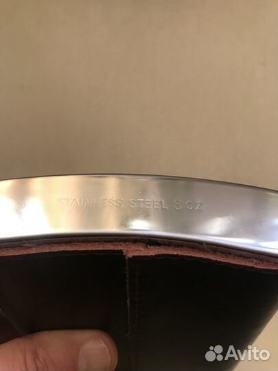 Карманная фляжка для алкоголя