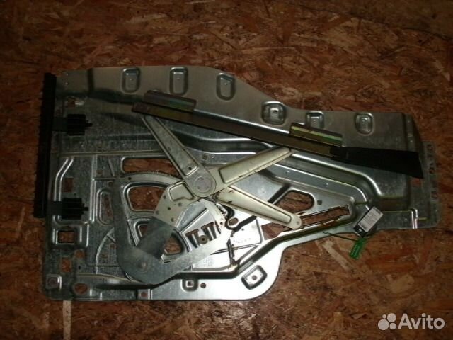 Стеклоподъемник MAN 81626456034