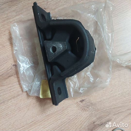 Подушка двигателя daewoo Matiz
