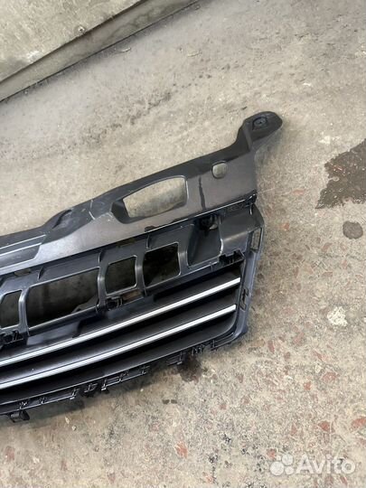 Opel astra h Решетка Радиатора