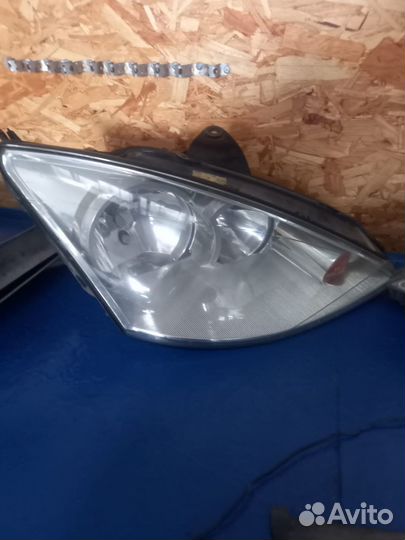 Фара правая форд фокус 1