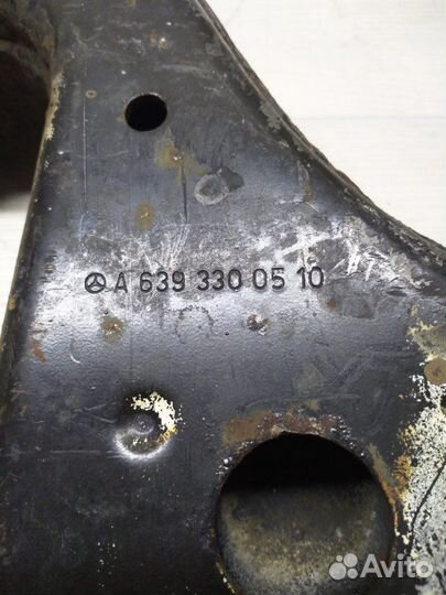 Рычаг подвески передний правый Mercedes Vito W639