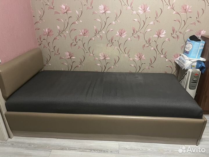 Кровать с подъемным механизмом бу