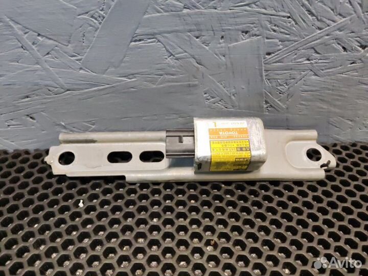 Центральный датчик удара левый Lexus Rx 350