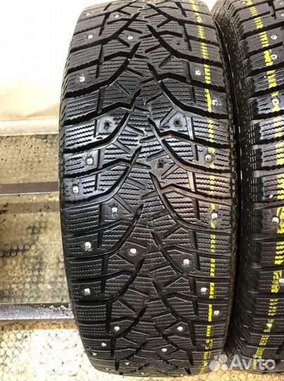 Bridgestone Blizzak Spike-02 205/65 R15 101V