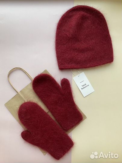 Шапка женская вязаная из ангоры