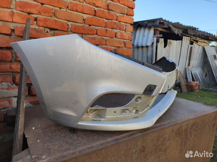 Передний бампер LADA Vesta