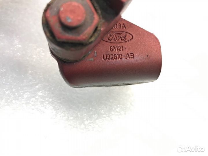 Петля двери передняя правая Ford Mondeo седан 2.3