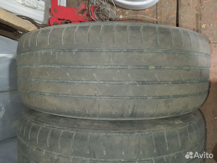 Kumho Crugen HP91 235/55 R19