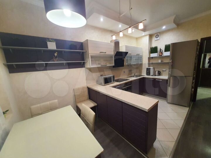 2-к. квартира, 72,3 м², 14/14 эт.