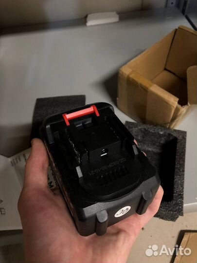 Аккумулятор для электроинструмента для шуруповерта