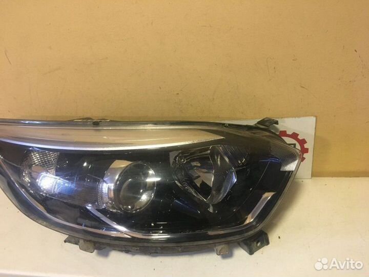 Фара правая Renault Kaptur
