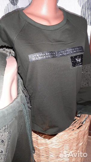 Спортивный костюм