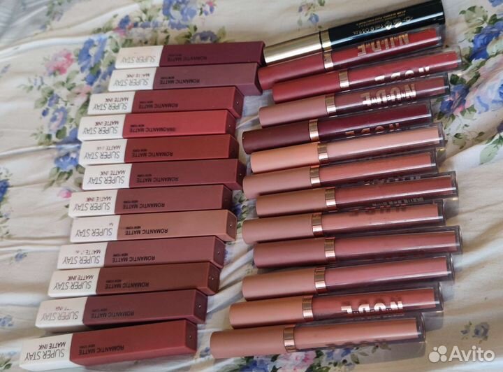 Тушь для ресниц новая помады