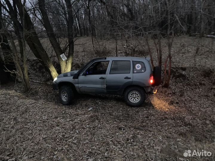 Chevrolet Niva 1.7 МТ, 2005, 240 000 км