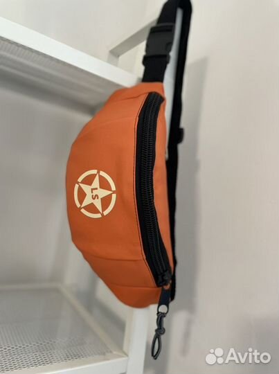 Сумка на пояс женская