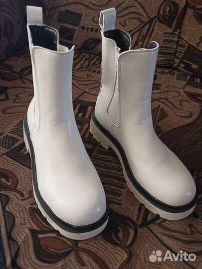 Продам ботинки демисезонные