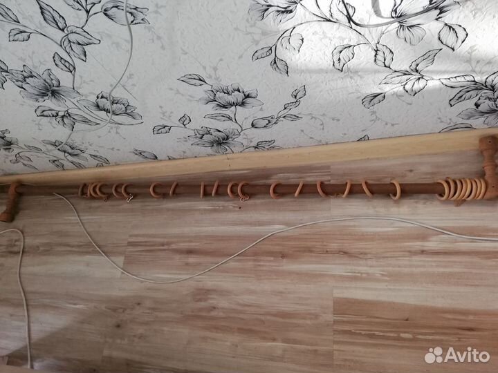 Карниз деревянный