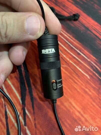 Петличный микрофон boya by-m1