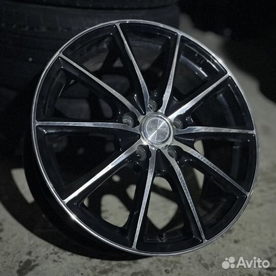 Из Японии R17 5x114,3 Bridgestone EcoForme CRS15