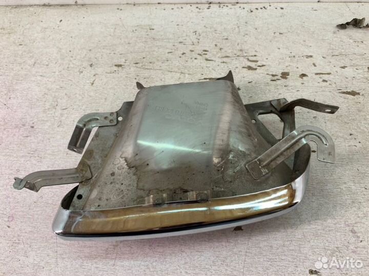 Насадка глушителя правая Volvo Xc40 2017