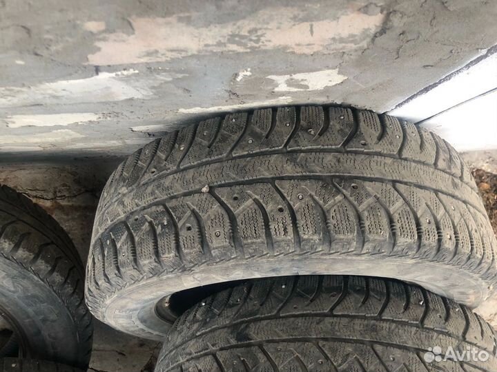 Bridgestone Ice Cruiser 7000 195/65 R15