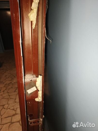 Дверь входная металлическая