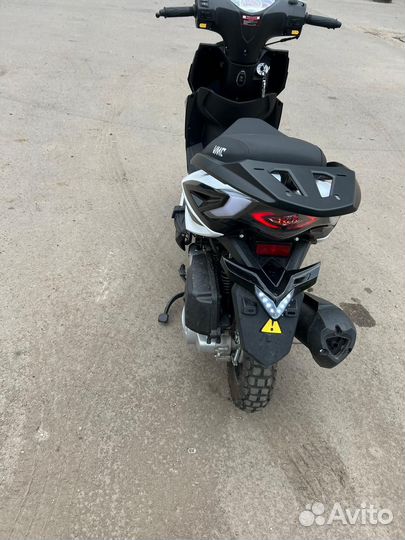 Скутер vento citi