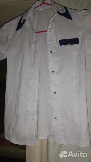 Школьная блузка с коротким рукавом