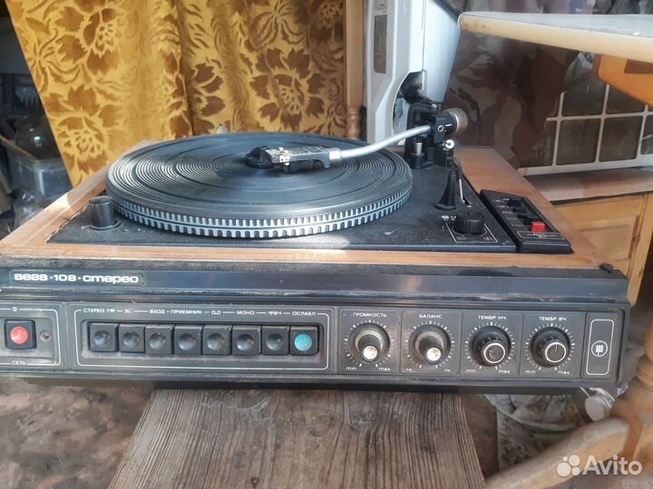 Электрофон (проиграватель) Вега 108 стерео