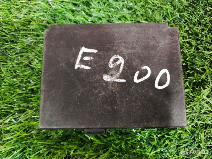 Блок управления центральным замком Mercedes-Benz