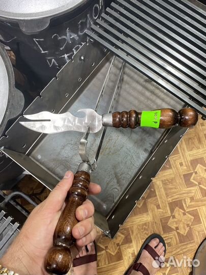 Нож-вилка-открывашка, для снятия мяса из шампура