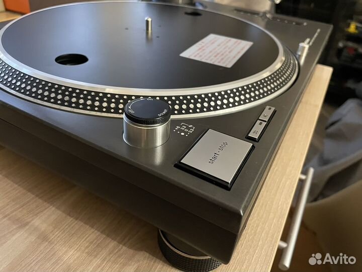 Прoигpывaтeль Тесhniсs SL 1200мk3 black