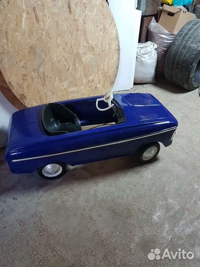 Педальный москвич СССР