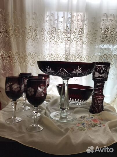 Вазы, фужеры марганцевый хрусталь сталинский ампир