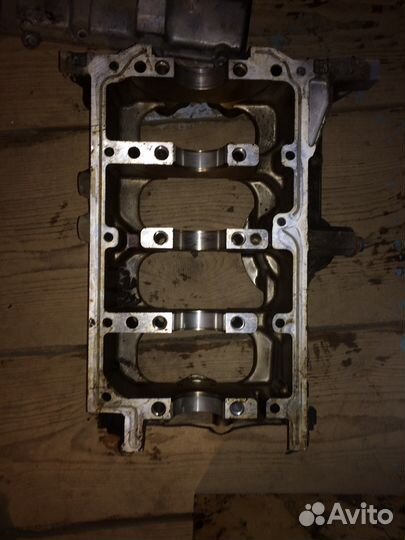 Двигатель в разборе мазда 3 z6 2005