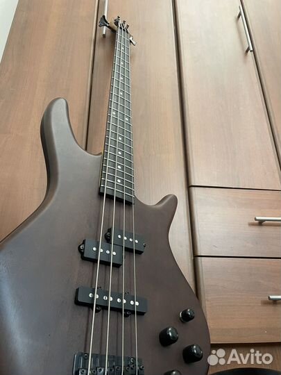 Бас гитара ibanez GIO gsr200b- WNE