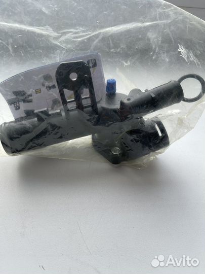 Термостат Renault