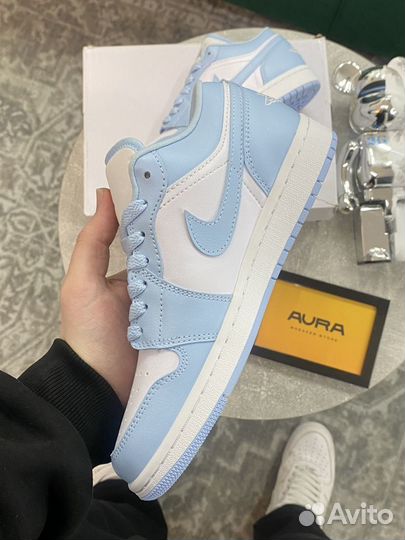 Nike Air Jordan 1 Low 'Ice Blue'