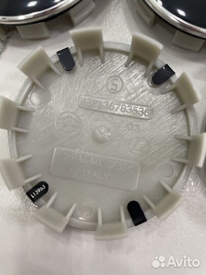 Колпачки в диски BMW 68 мм черные с белым колесные