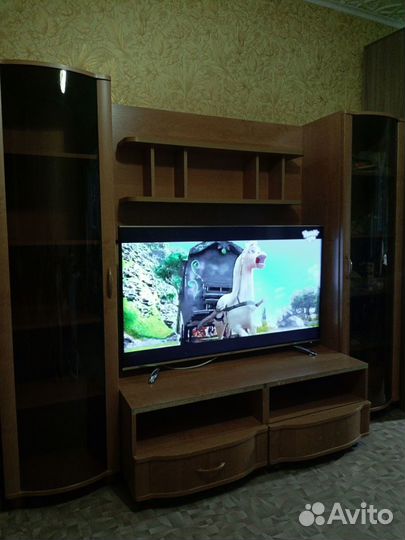 Тумба под телевизор бу