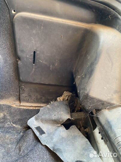 Daewoo nexia Вся Обшивка багажника