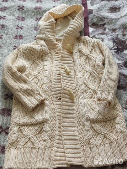 Вязаная кофта для девочки