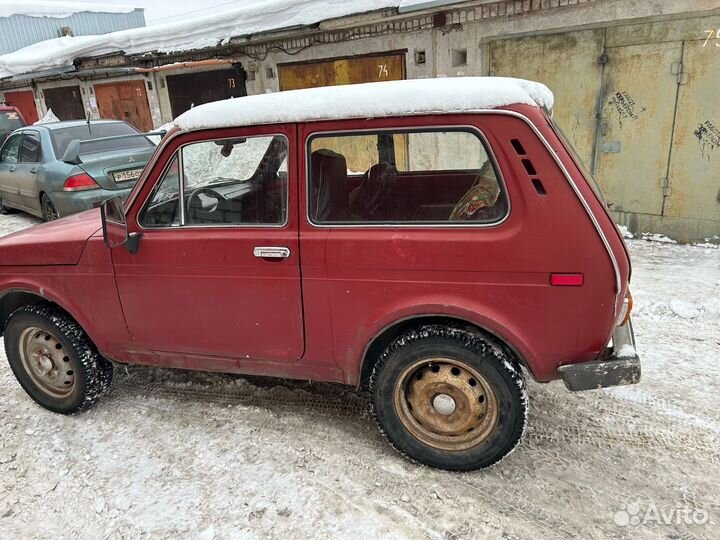 Нива 2121 в разбор