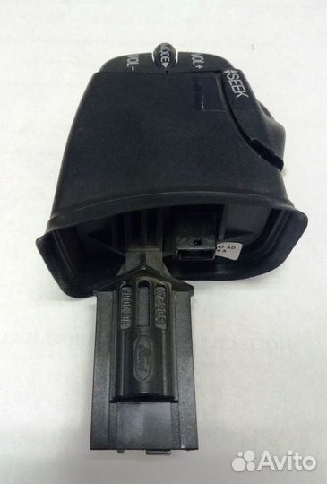 Подрулевое управление магнитолой Ford Fusion