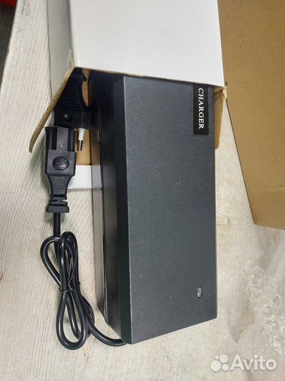 Зарядное устройство 5А для электровелосипеда