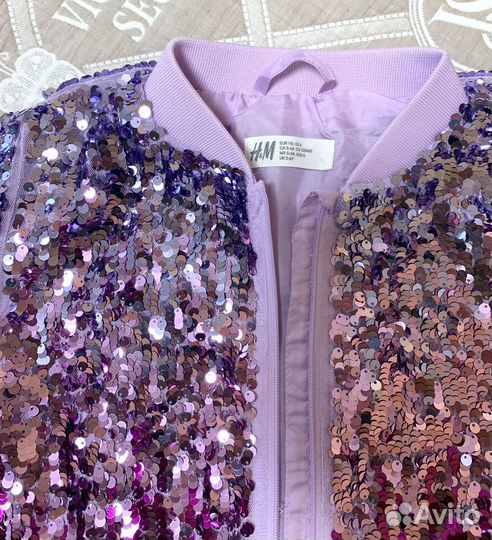 Куртка бомбер нарядная для девочки